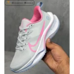 کفش زنانه نایک زوم ایکس لبخندی Nike ZoomX Smiley رانینگ حرفه‌ای طوسی صورتی